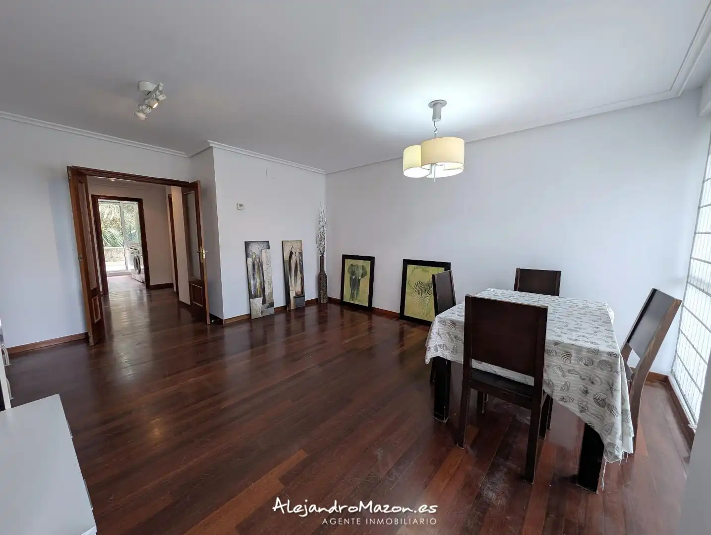 Comedor de Piso en venta en Castro-Urdiales con Calefacción, Jardín privado y Terraza