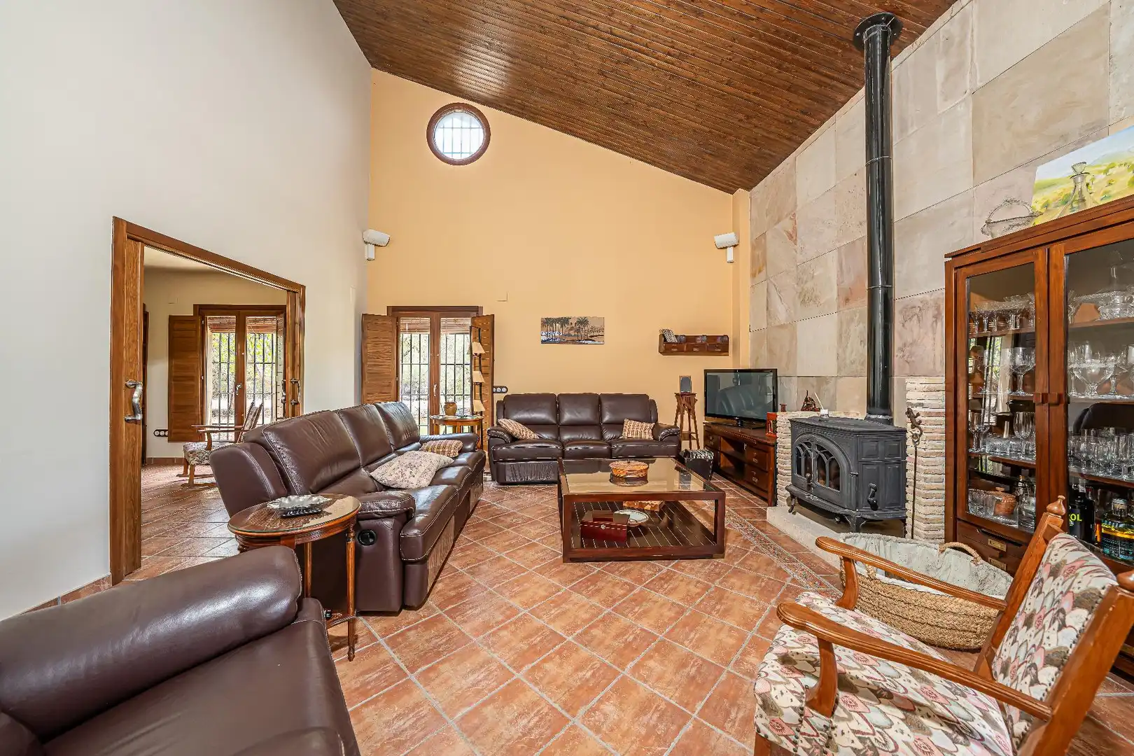 Sala d'estar de Finca rústica en venda en Biar amb Calefacció, Jardí privat i Terrassa