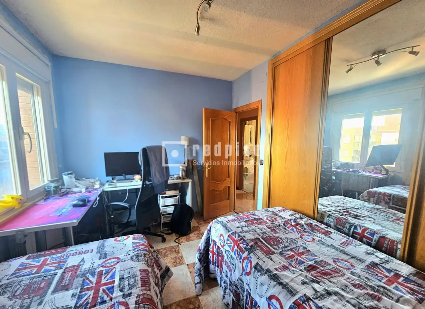 Habitación de Piso en venta en Alcalá de Henares con Aire acondicionado, Calefacción y Jardín privado
