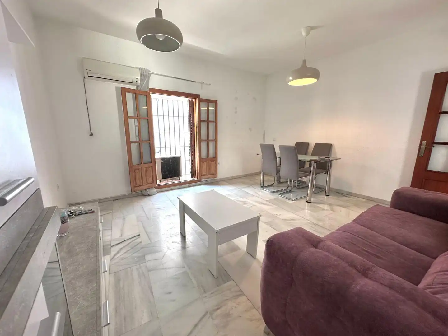 Vista exterior de Piso en venta en Sevilla