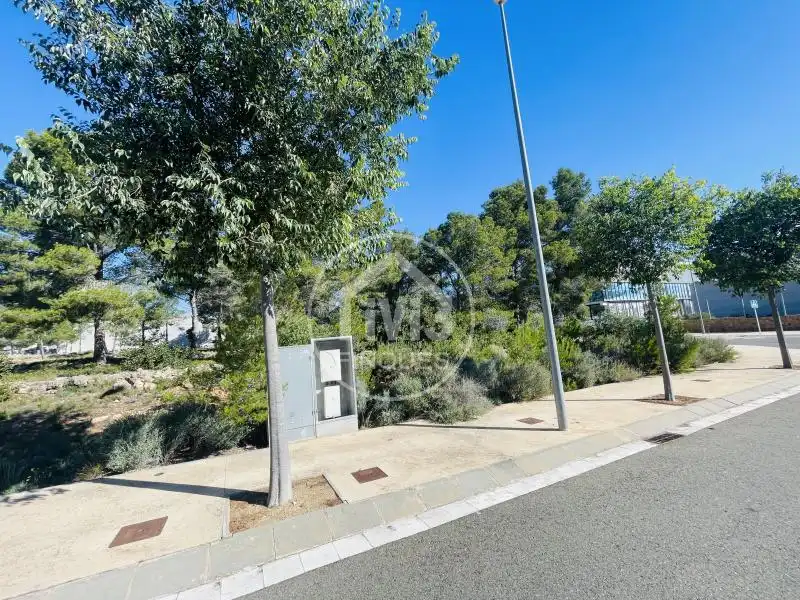 Terreny industrial en venda en Mont-roig del Camp