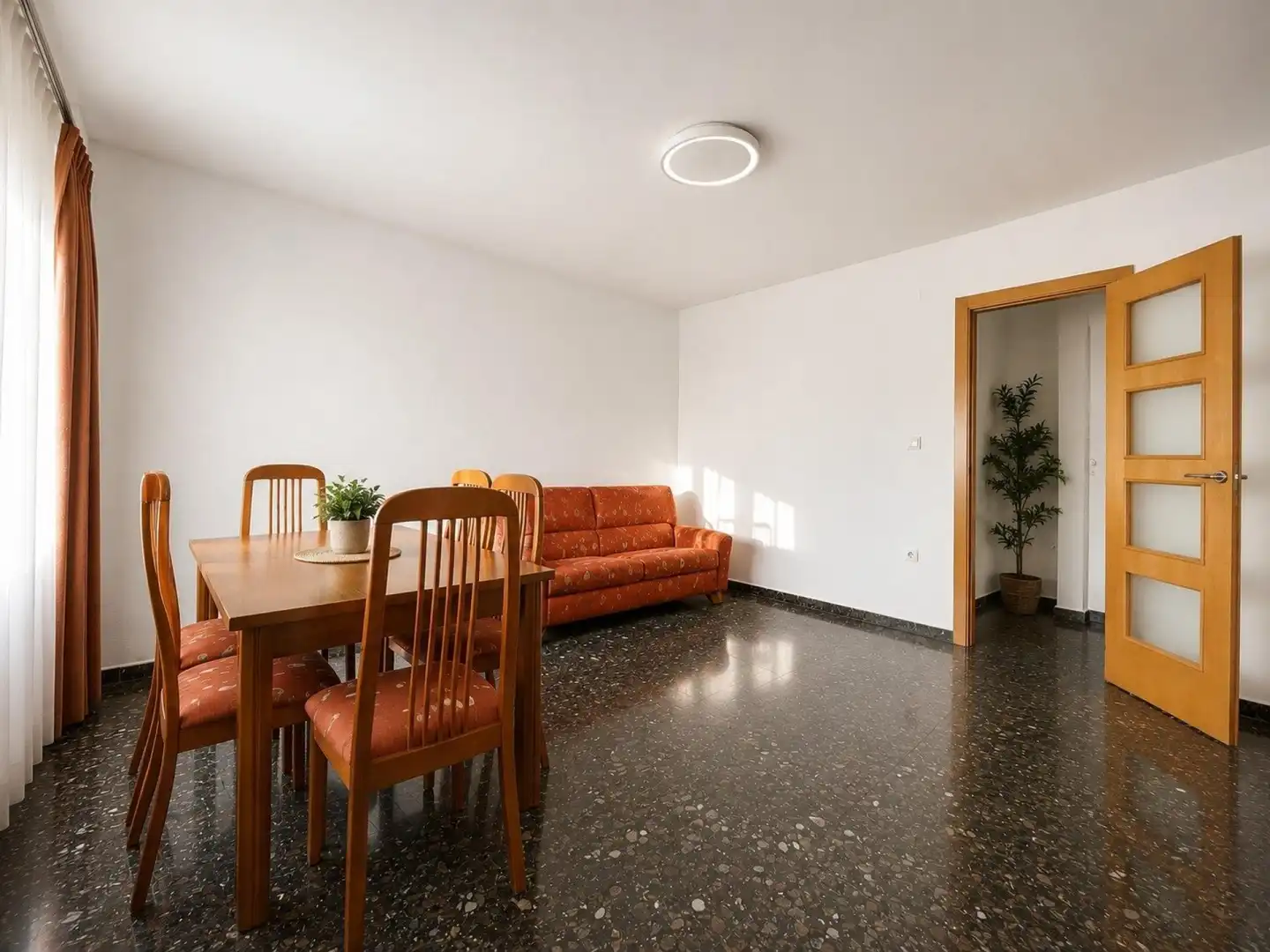 Wohnzimmer von Wohnung zum Verkauf in Xirivella mit Klimaanlage, Heizung und Terrasse