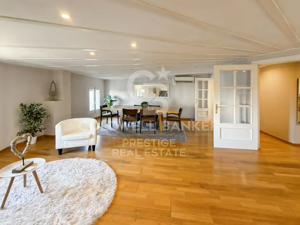 Piso con ascensor en venta en Gran Via Corts Catalanes, imagen 5