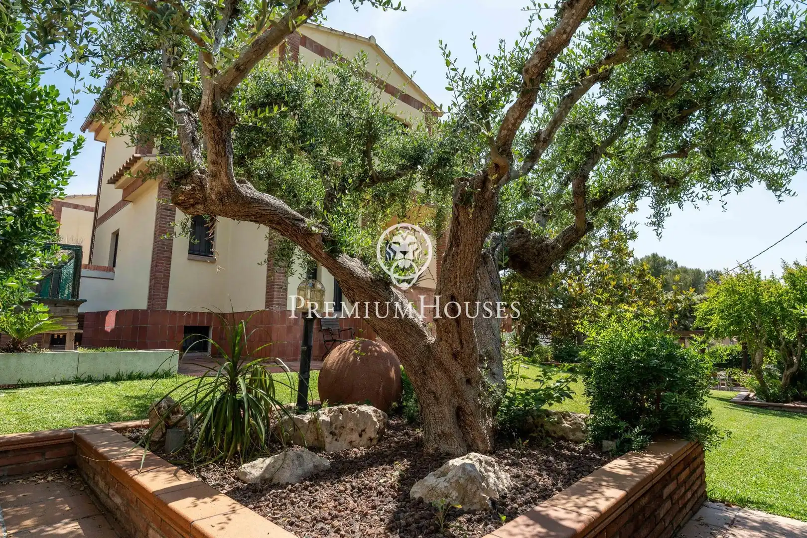Garden of Houses for sale in Calafell  with Air Conditioner, Heating and Private garden