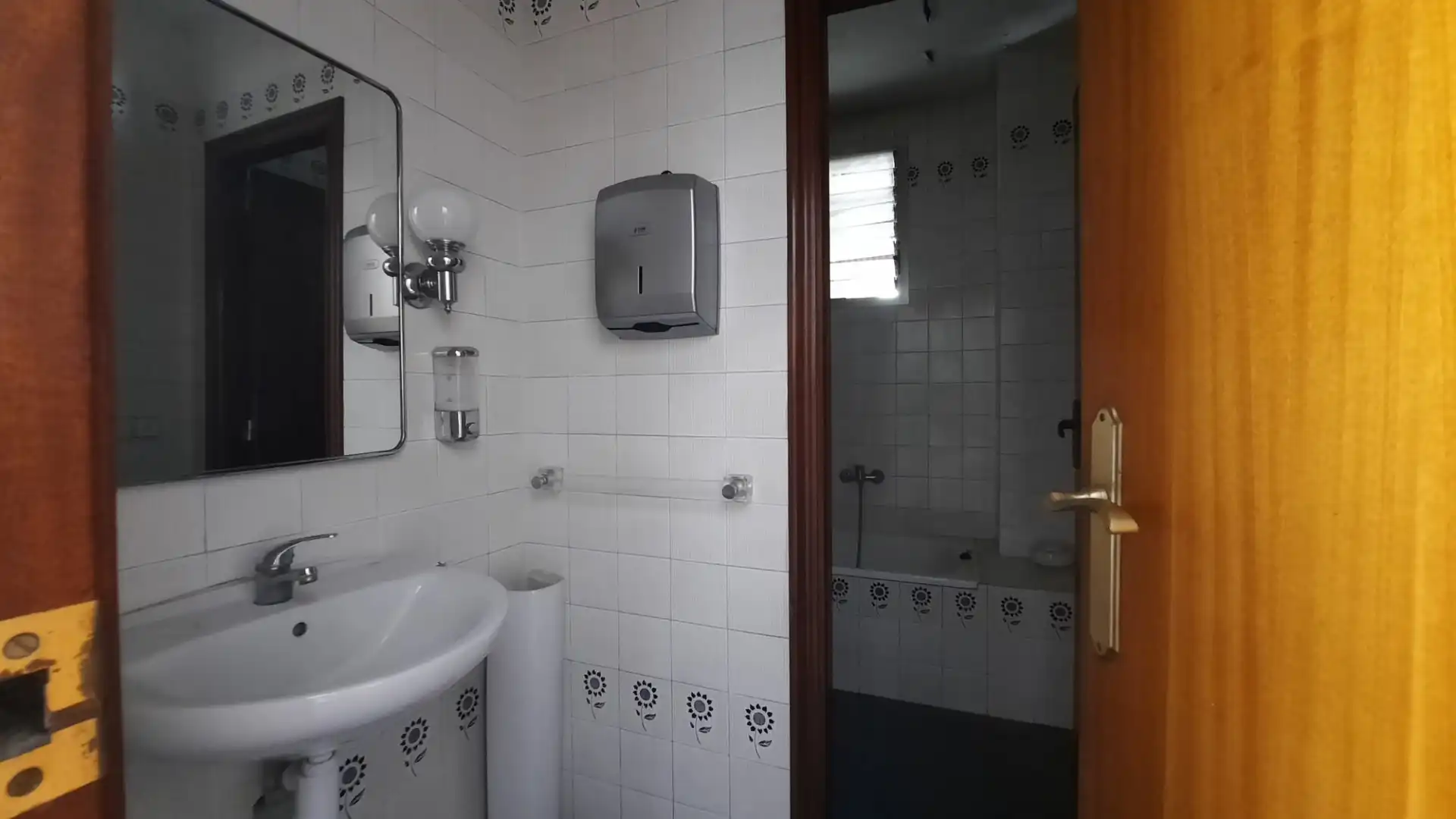 Badezimmer von Fabrikhallen zur Miete in Almazora / Almassora
