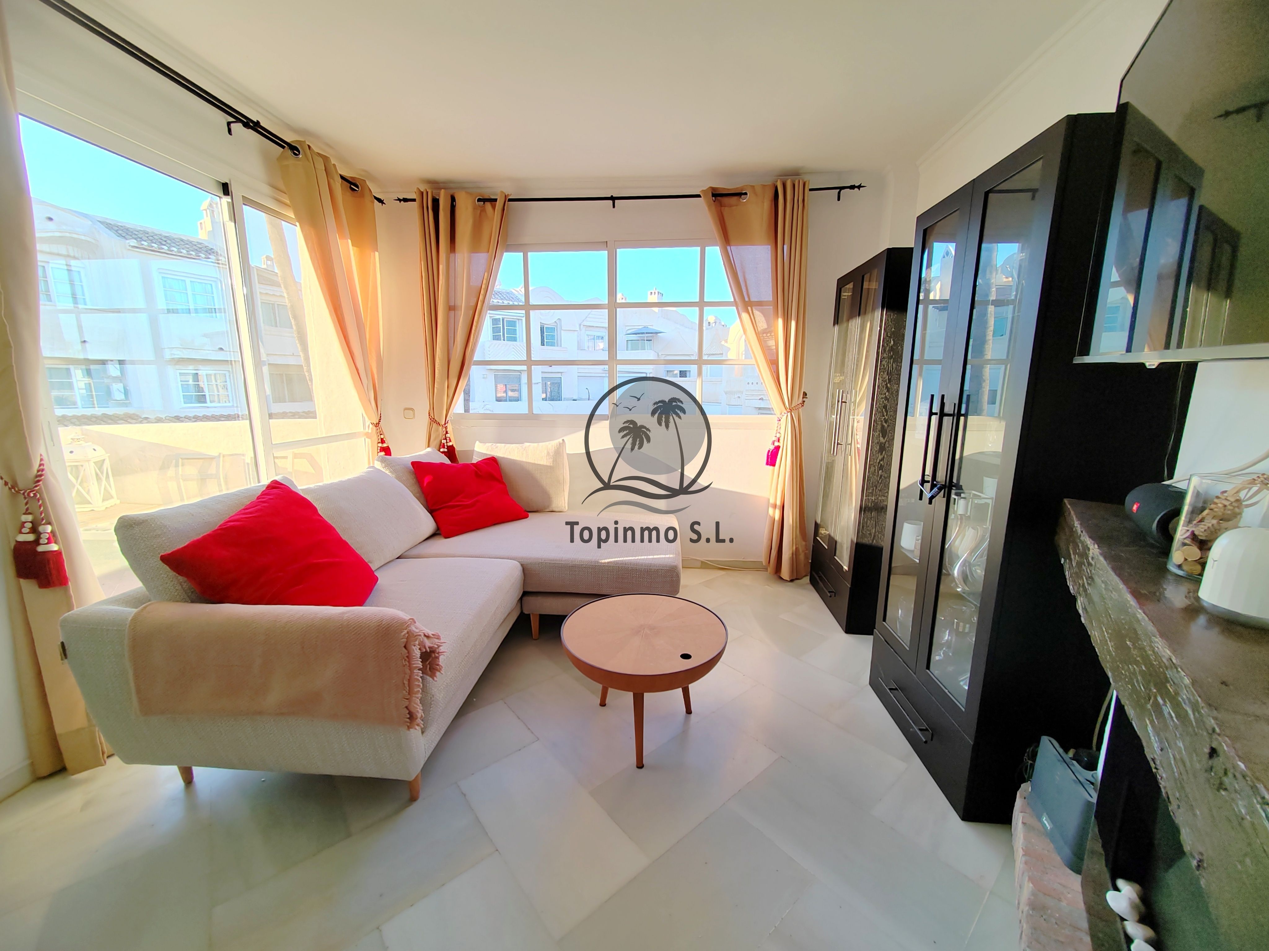 Exterior view of Apartment to rent in Benalmádena  with Air Conditioner, Heating and Terrace