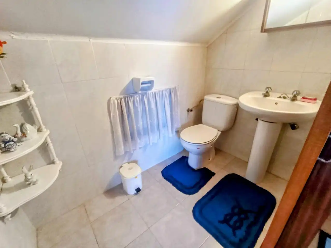 Baño de Casa o chalet en venta en Vigo  con Calefacción y Amueblado
