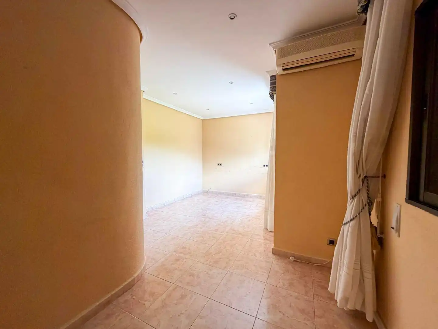 Casa o chalet en venta en Torrent con Aire acondicionado, Jardín privado y Terraza