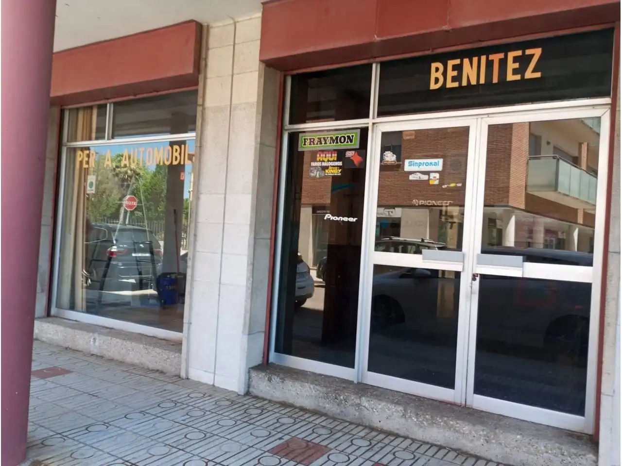Local comercial en venda a La Bisbal d'Empordà, imagen 3