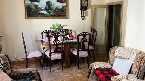 Foto 4 de Piso en venta en Calle de Vélez Rubio, Apóstol Santiago, Madrid