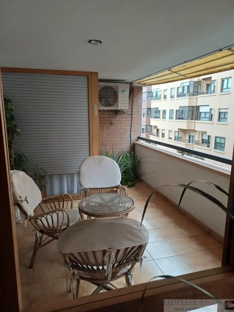 Terrasse von Wohnung zur Miete in Centro
