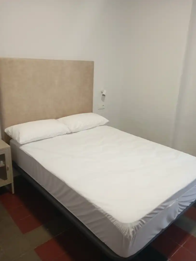 Schlafzimmer von Wohnung zur Miete in Granada mit Klimaanlage, Heizung und Möbliert