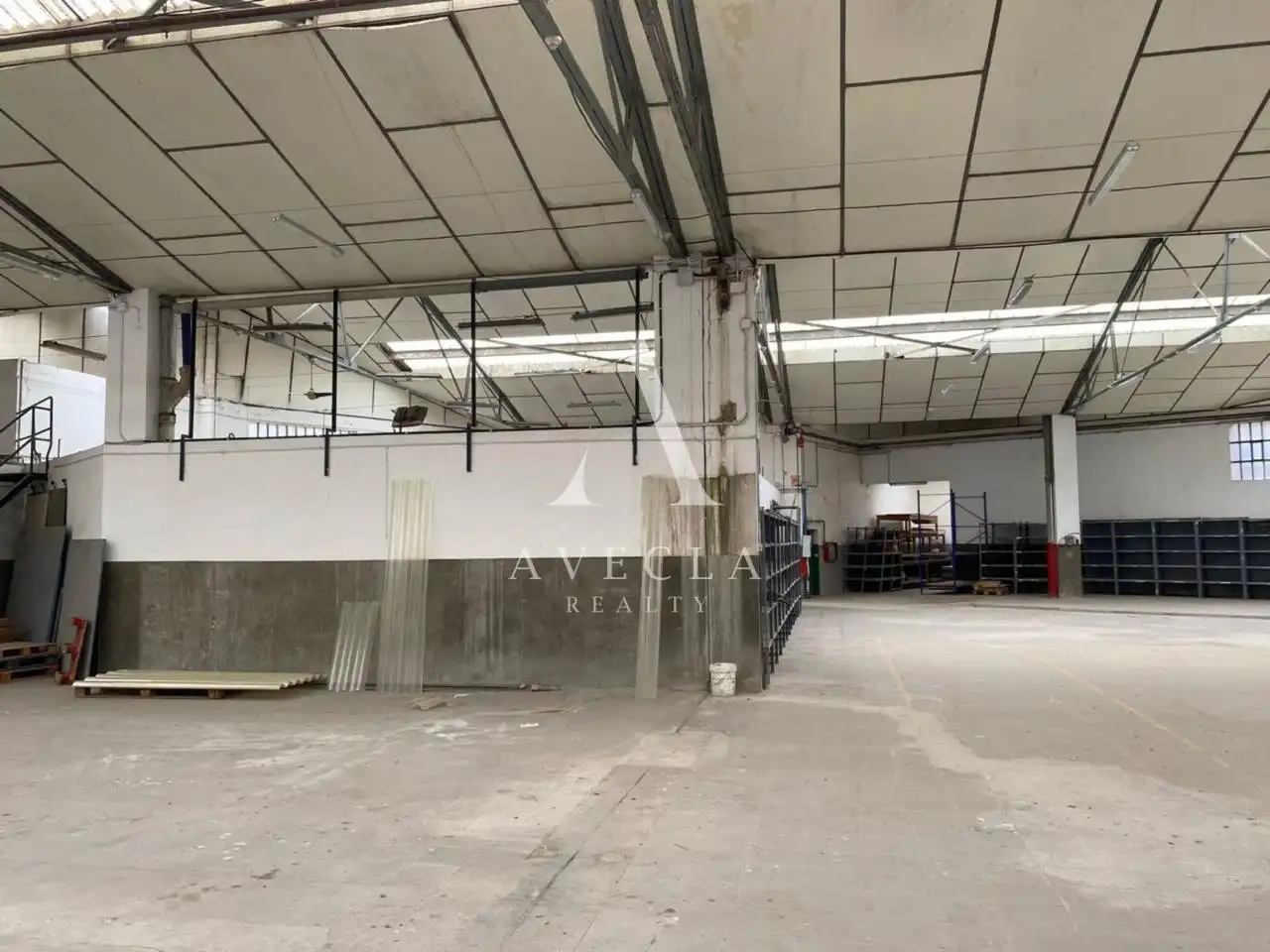 Nave industrial de alquiler en Sant Boi de Llobregat