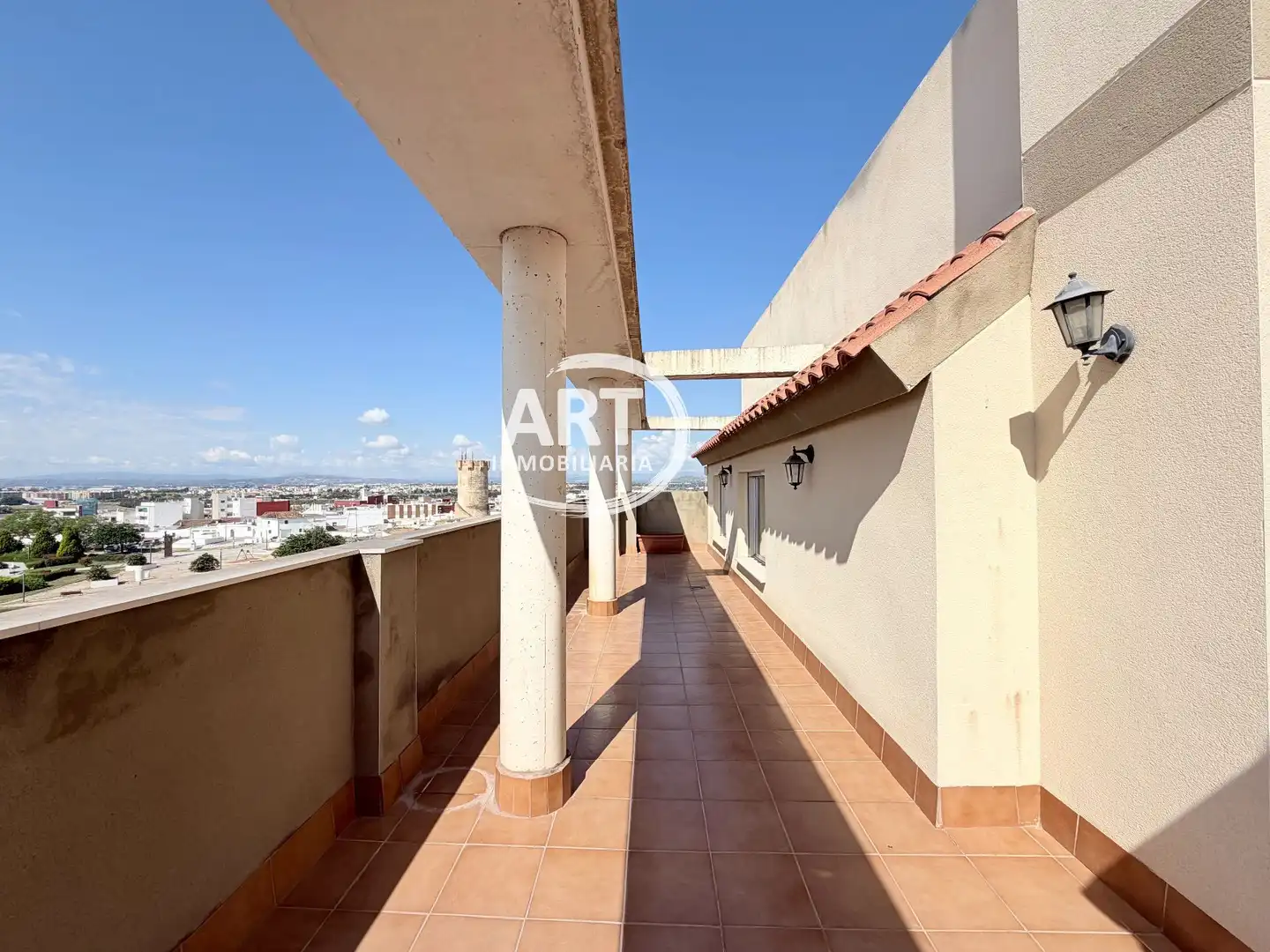 Vista exterior de Ático en venta en Paterna con Aire acondicionado, Calefacción y Terraza