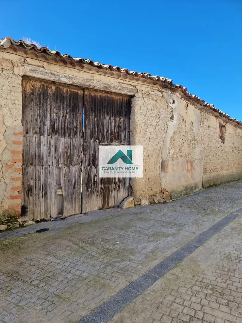 Vista exterior de Casa o xalet en venda en Villalar de los Comuneros