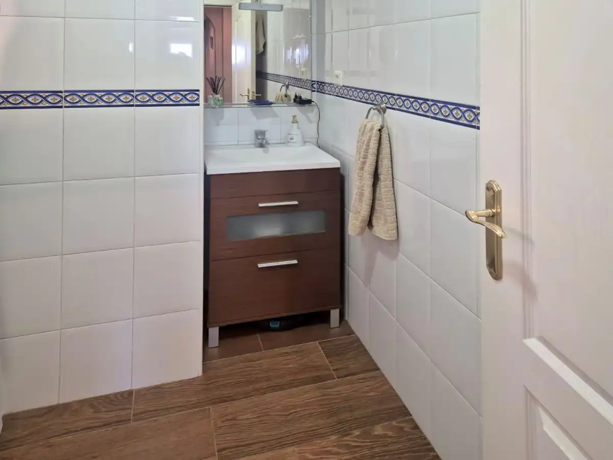 Baño de Apartamento en venta en Mijas con Aire acondicionado, Calefacción y Piscina