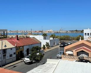 Exterior view of Single-family semi-detached for sale in Ayamonte  with Terrace