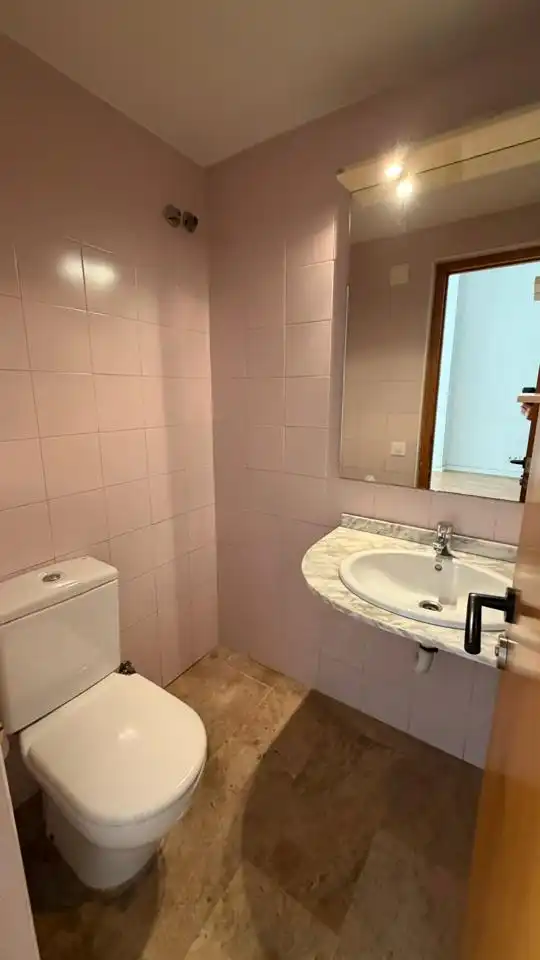 Bany de Local de lloguer en Barcelona