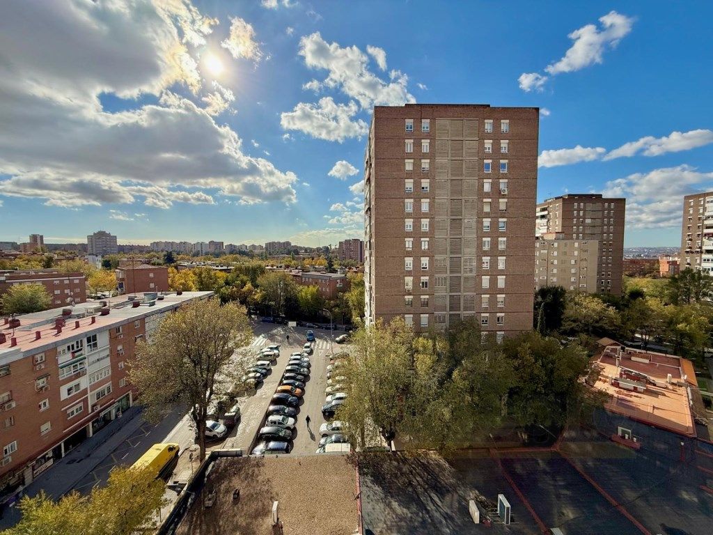 Attic for sale in Fontarrón, Moratalaz