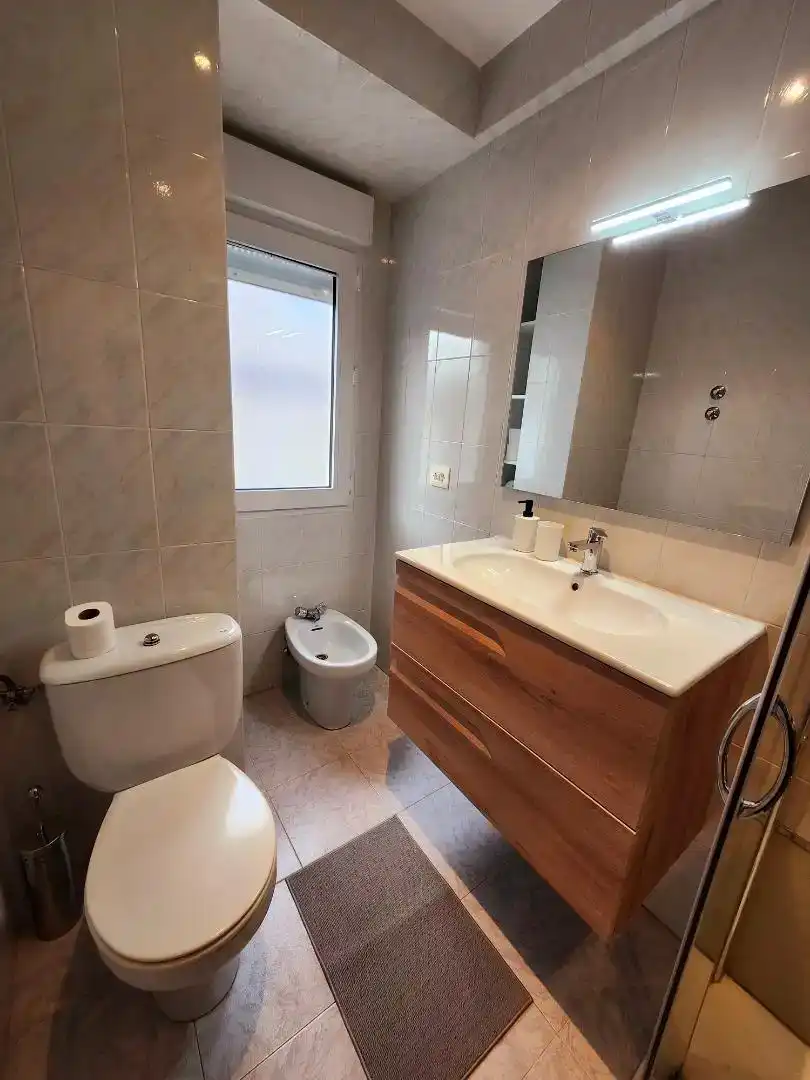 Badezimmer von Wohnung zur Miete in Laxe