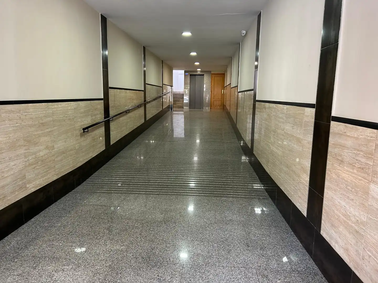 Piso en venta en Ciudad Real con Calefacción, Terraza y Amueblado