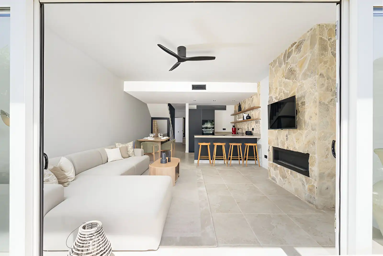 Reihenhaus mit Pool zum Verkauf in Nueva Andalucía, imagen 2