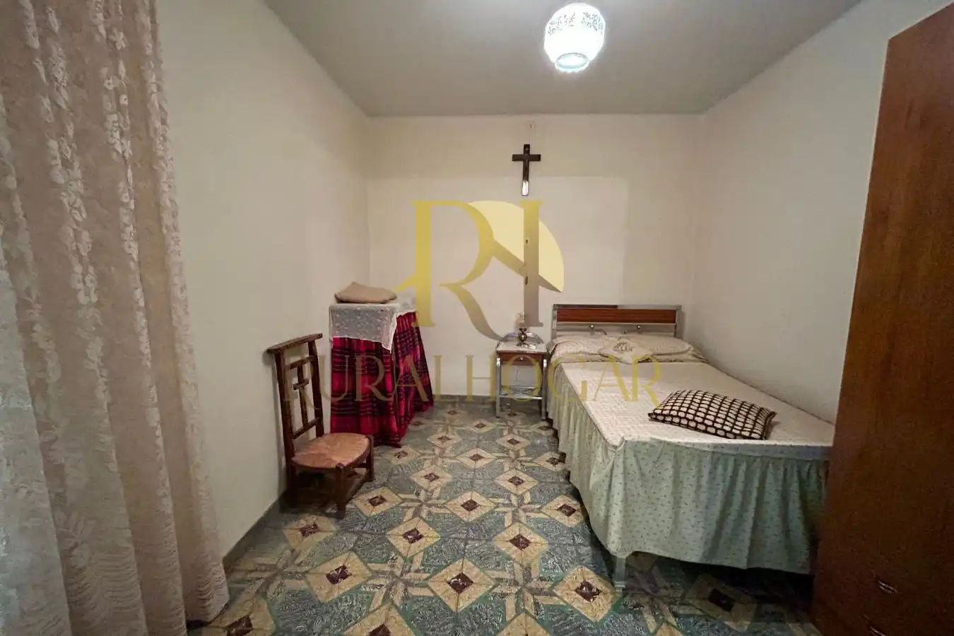 Houses for sale in Villazala  with Storage room
