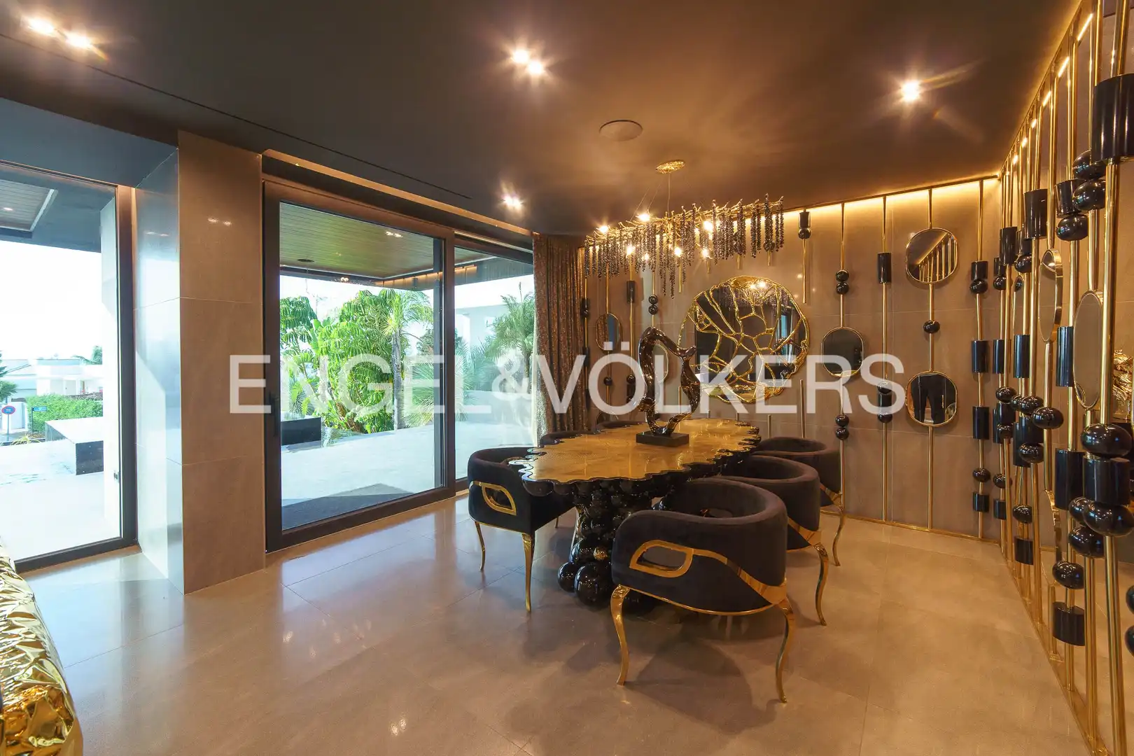 Comedor de Casa o chalet en venta en Sanlúcar de Barrameda con Aire acondicionado, Calefacción y Jardín privado