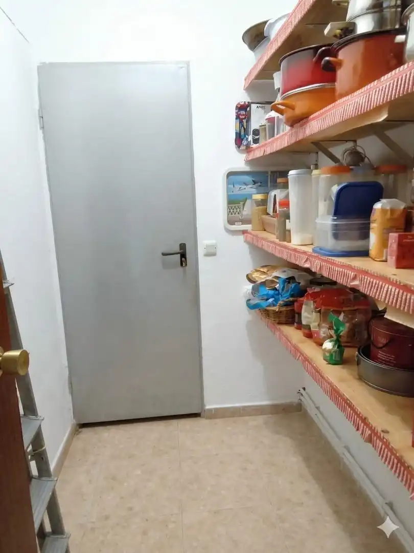 Cuina de Casa o xalet en venda en Piedrabuena amb Calefacció, Jardí privat i Terrassa