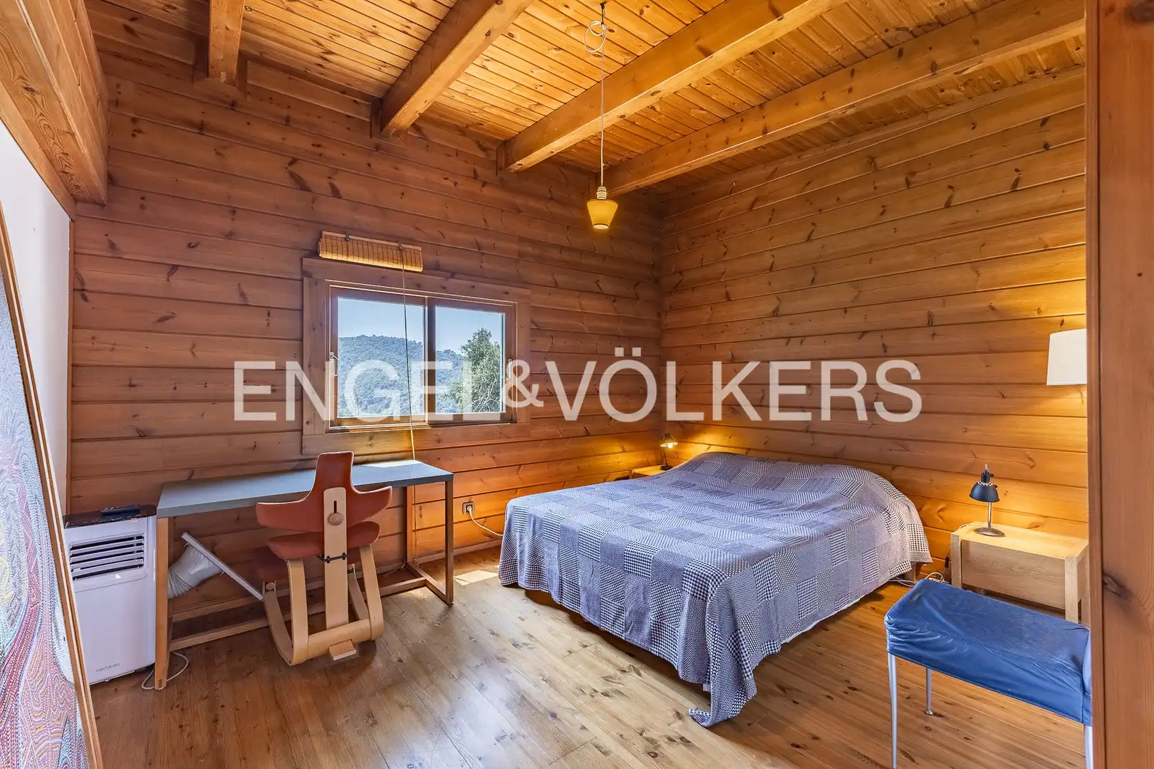Habitación de Casa o chalet en venta en Barcelona con Calefacción, Jardín privado y Parquet