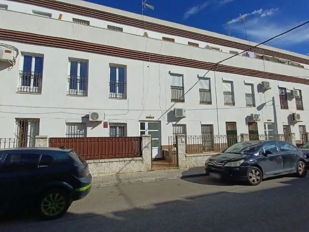 Aparcament amb ascensor en venda a Cerro - Amate, imagen 3