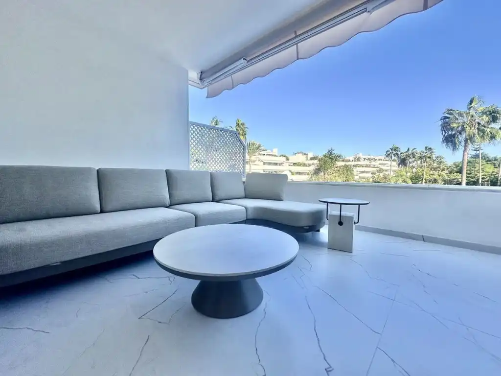 Appartement compact avec piscine à vendre à Nueva Andalucía, imagen 5