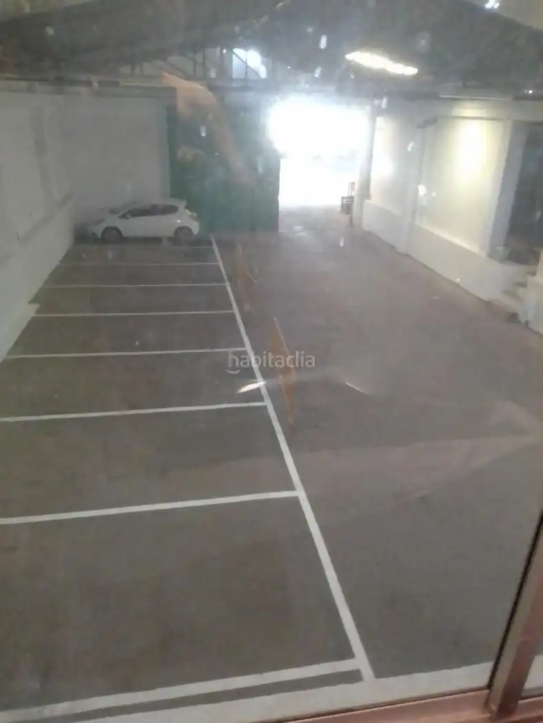 Einzelparkplatz zur Miete in Camino de las Cruces 56