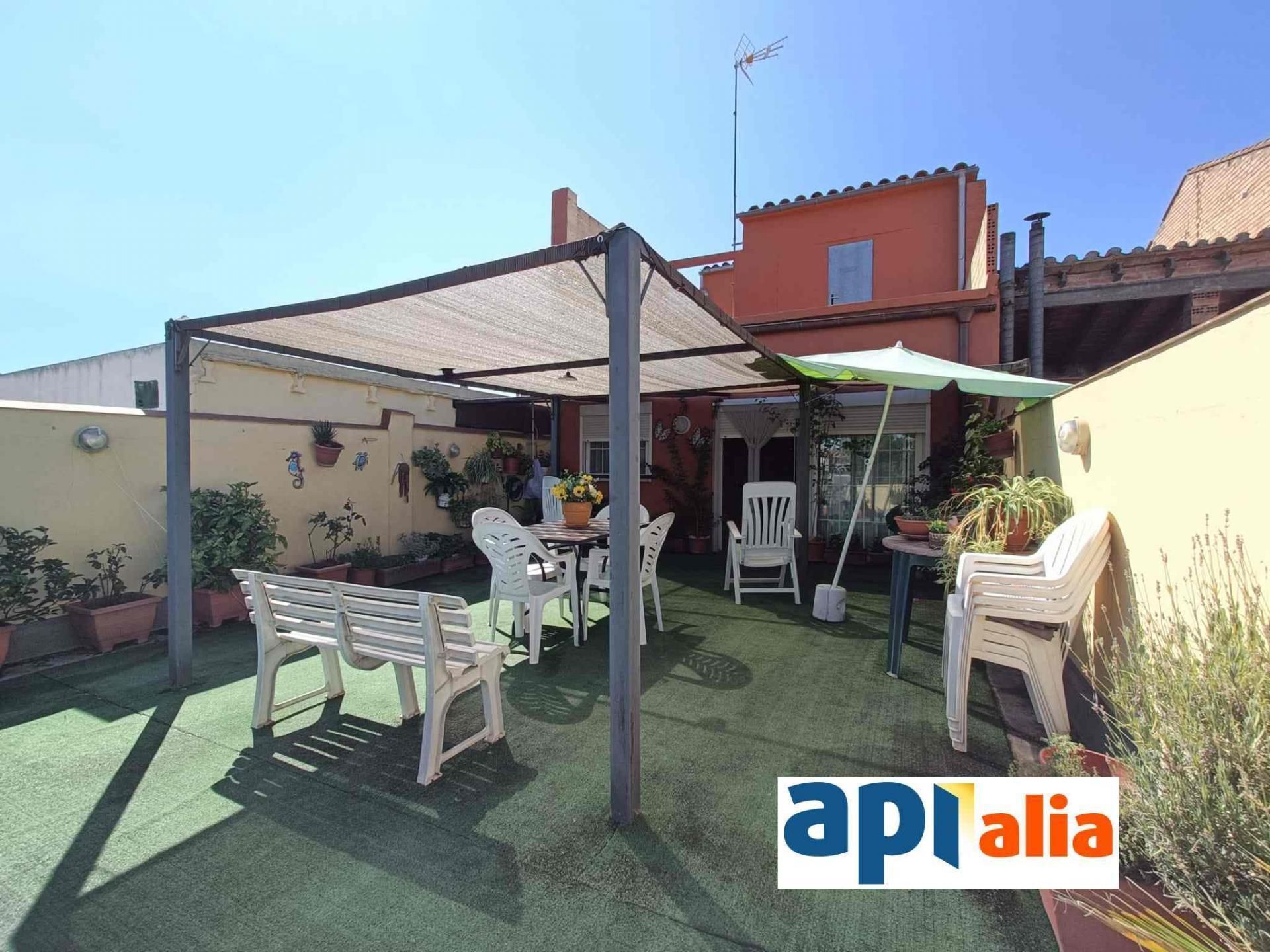 Terrassa de Casa adosada en venda en Artesa de Lleida amb Calefacció, Terrassa i Traster