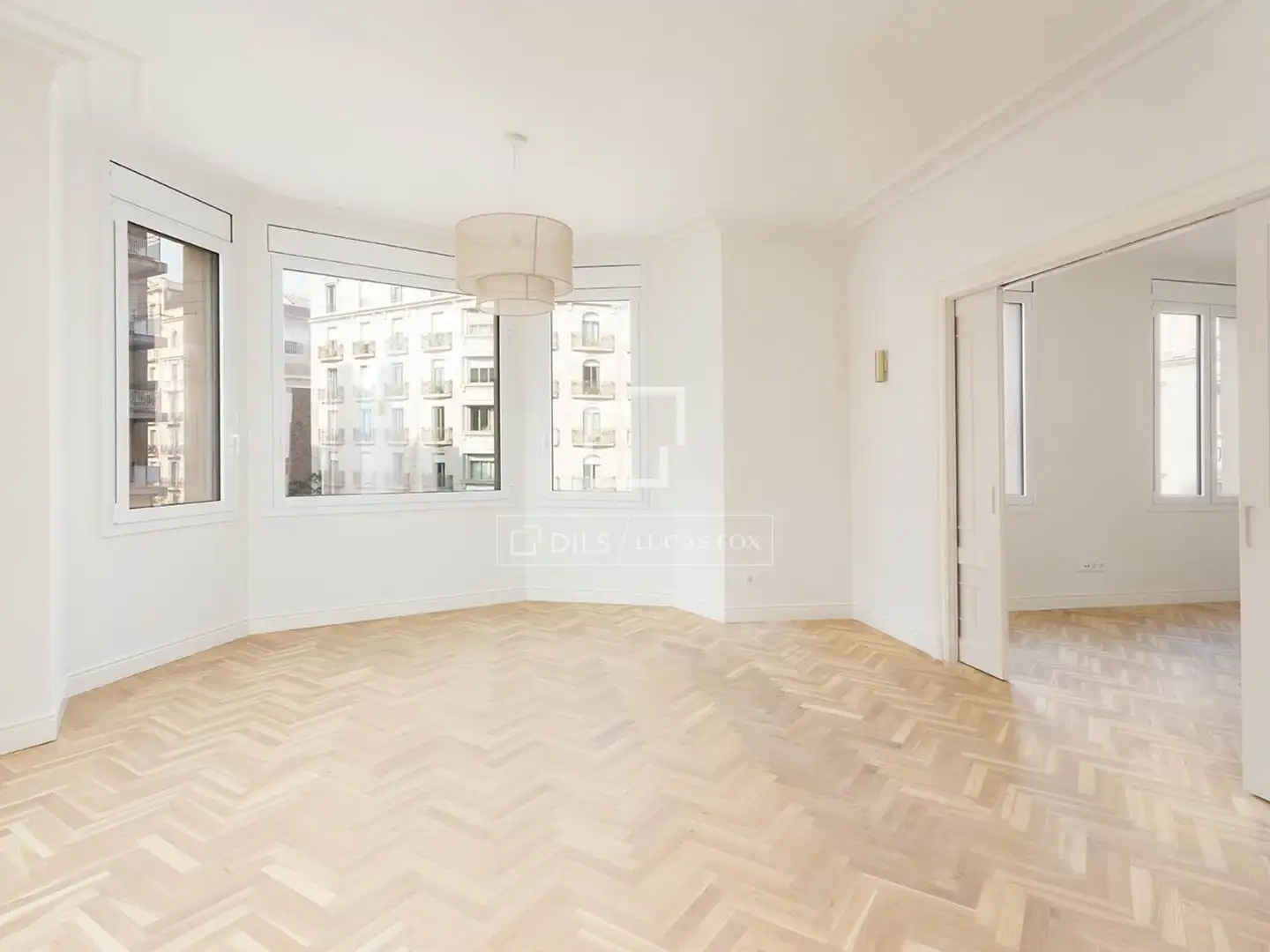 Exterior view of Flat for sale in Barcelona  with Air Conditioner, Heating and Parquet flooring