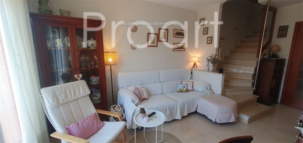 Sala d'estar de Dúplex en venda en Sant Celoni amb Aire condicionat, Calefacció i Terrassa