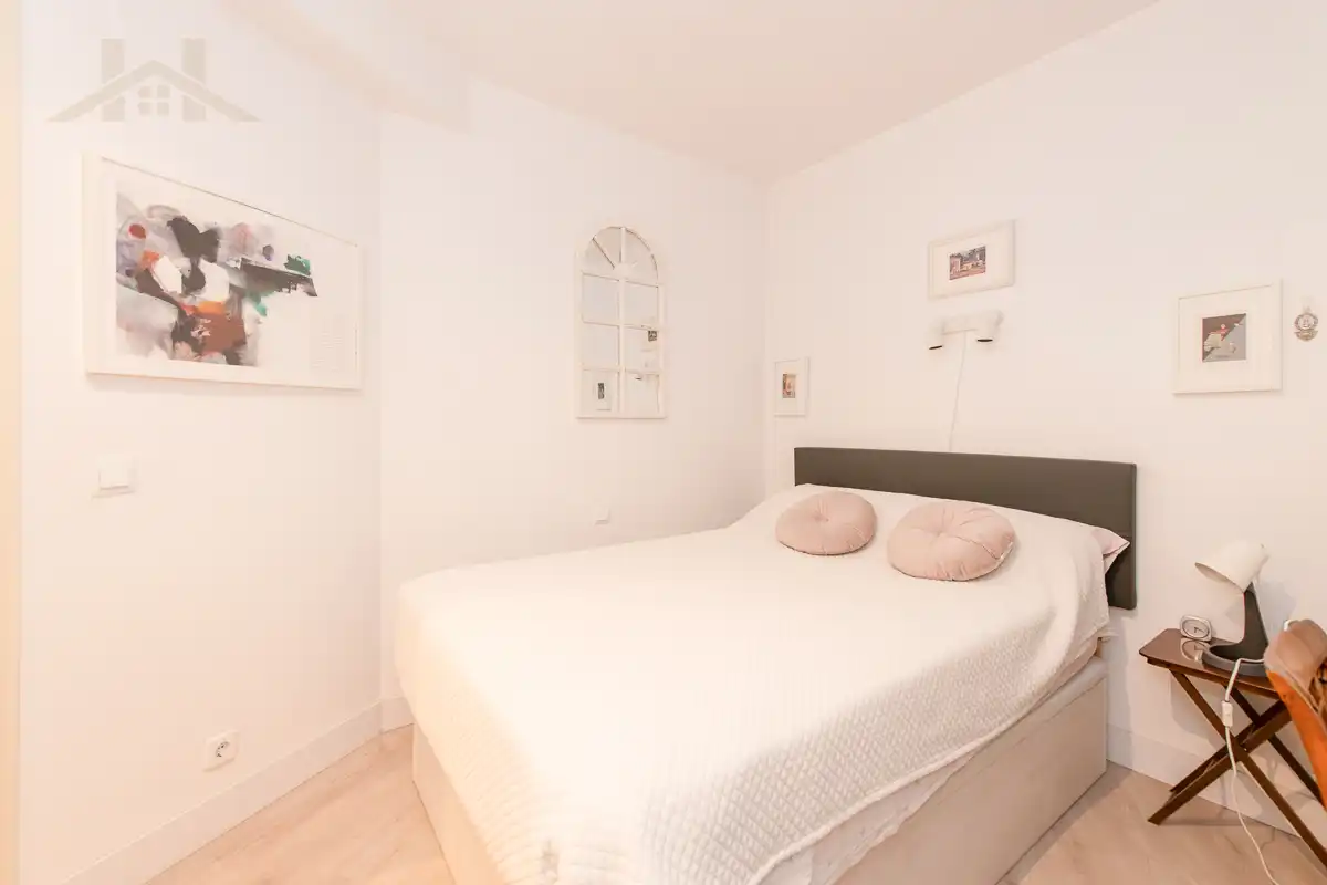 Bedroom of Ground floor for sale in La Moraleja  with Air Conditioner, Heating and Private garden