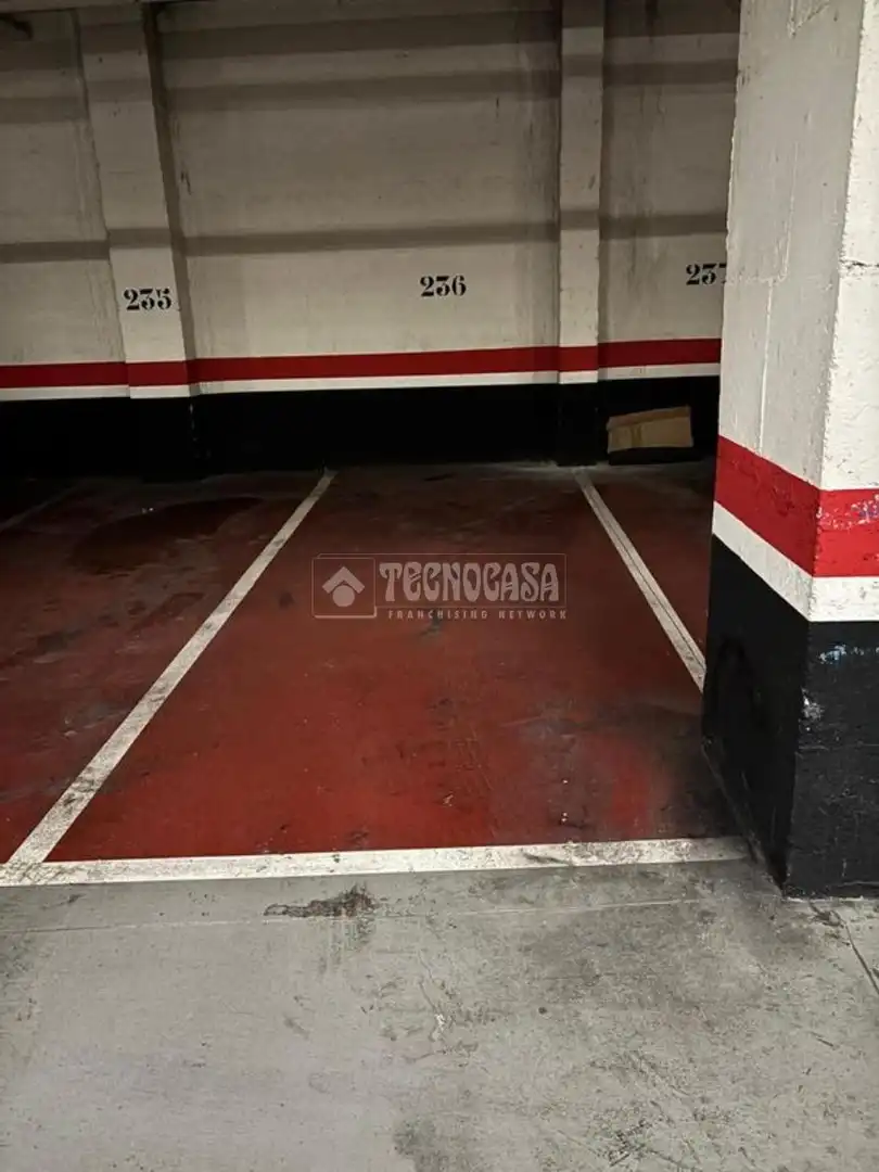Individual for sale in Norte - Universidad, imagen 2