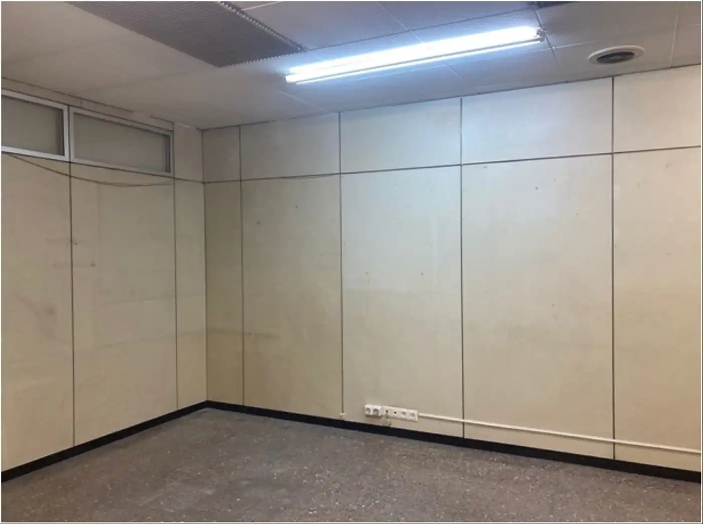 Oficina de alquiler en L'Hospitalet de Llobregat, Barcelona