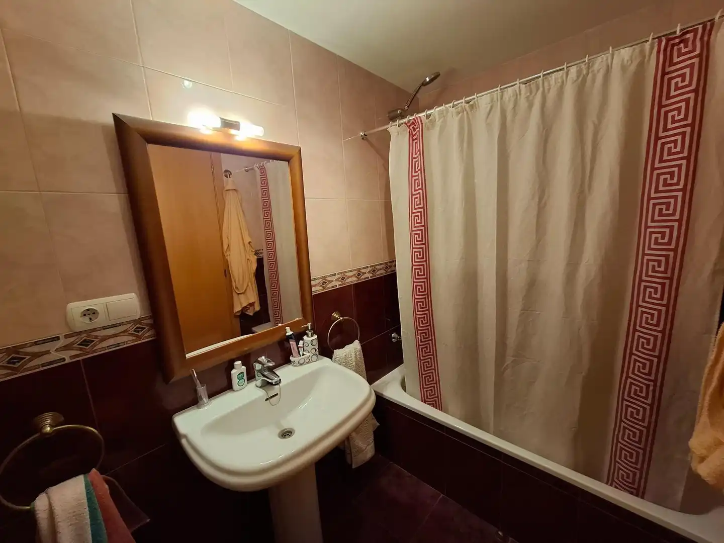 Baño de Dúplex en venta en L'Olleria con Balcón