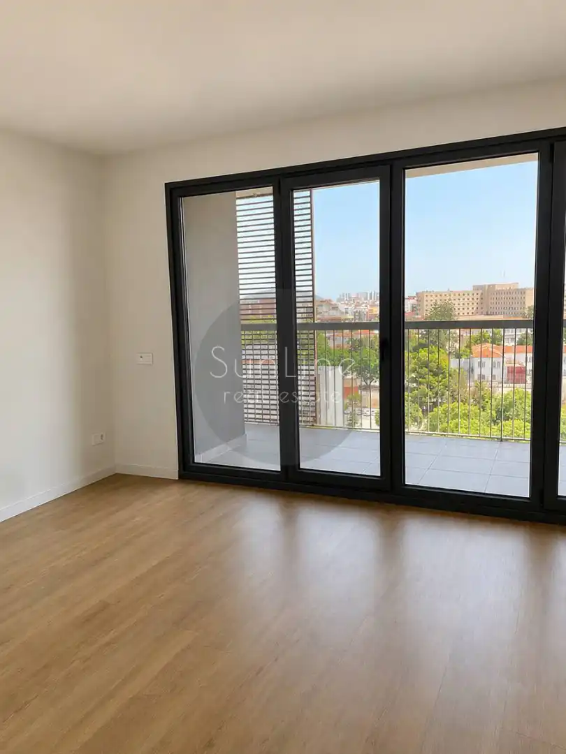 Attic for rent in Carrer de Campos Crespo, Safranar