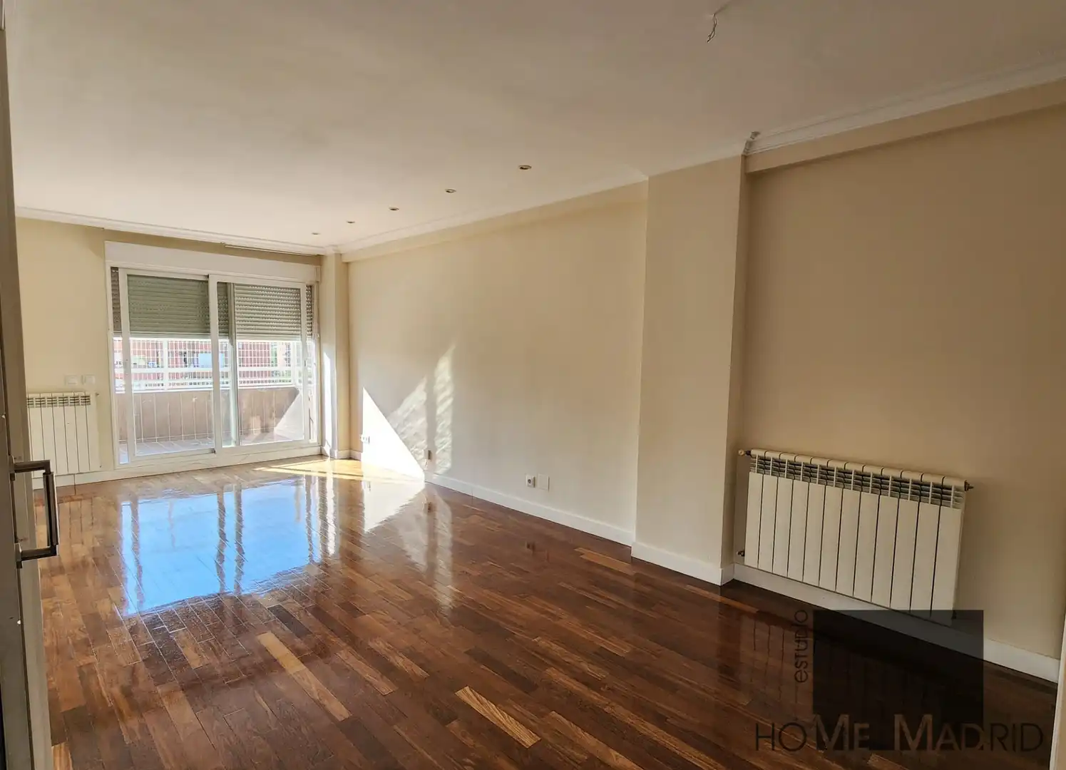 Sala de estar de Piso de alquiler en Madrid con Aire acondicionado, Calefacción y Parquet