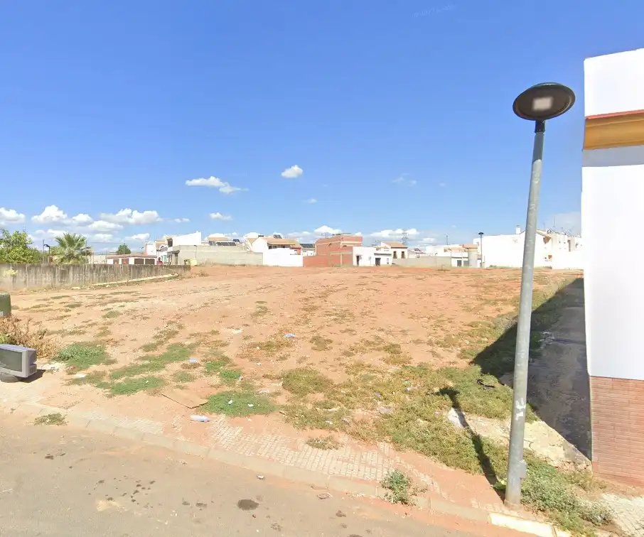 Terreny residencial en venda a Alcolea del Río