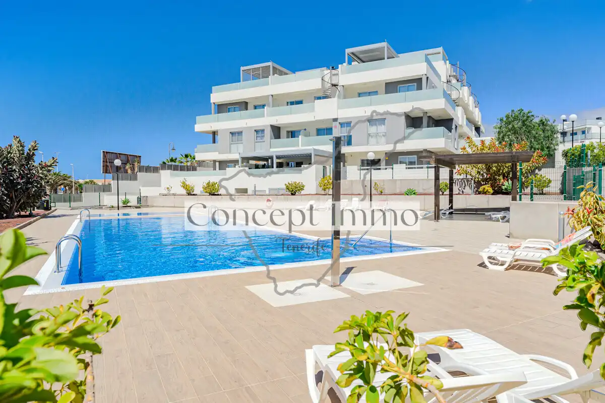 Swimming pool of Attic for sale in Granadilla de Abona  with Terrace, Storage room and Community pool