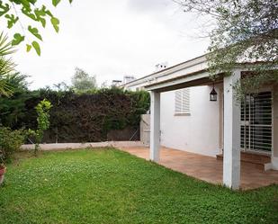Jardí de Casa adosada en venda en Espartinas amb Aire condicionat, Calefacció i Jardí privat