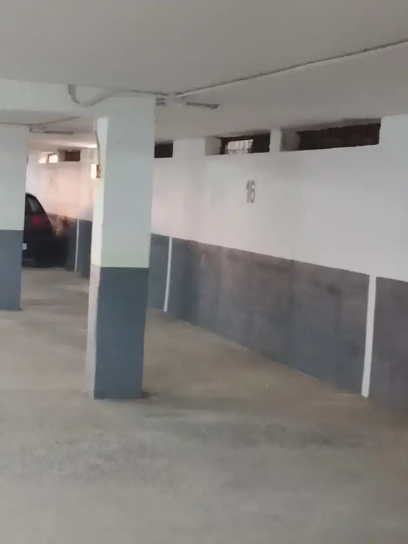 Aparcament de Garatge en venda en Candeleda