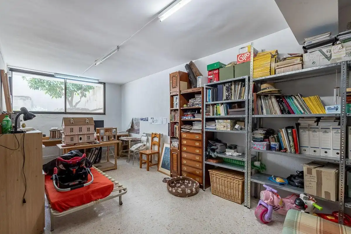 Houses for sale in Granada  with Air Conditioner, Terrace and Storage room