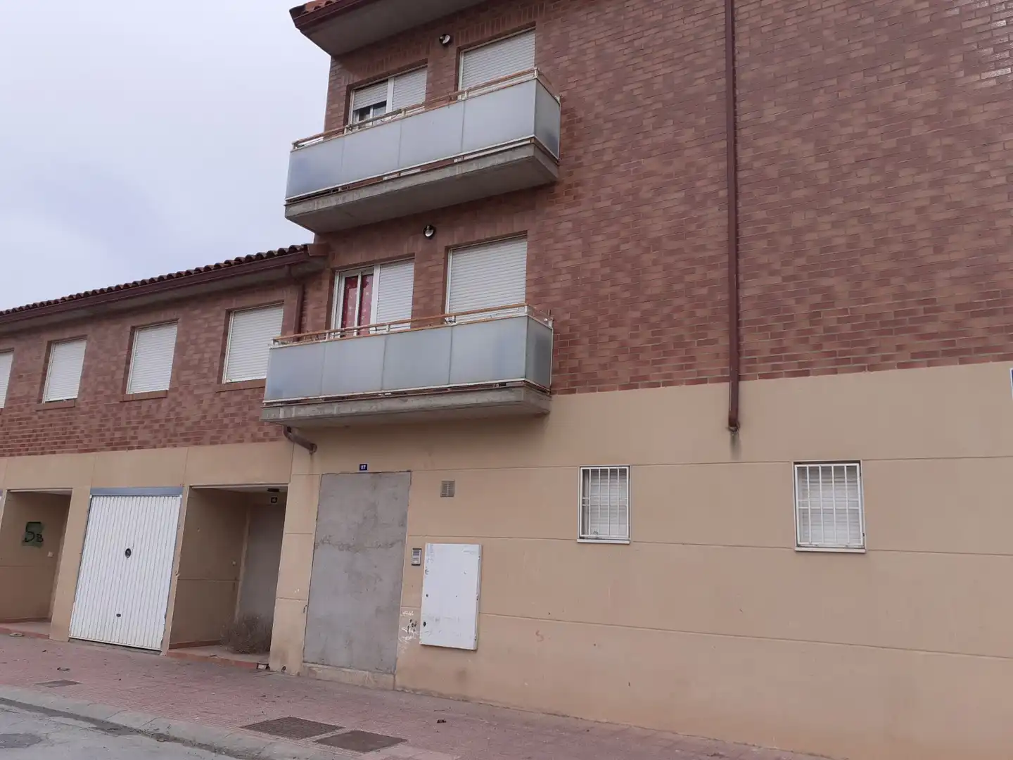 Aparcament amb ascensor en venda a Jose Ibañez Cobos, imagen 3