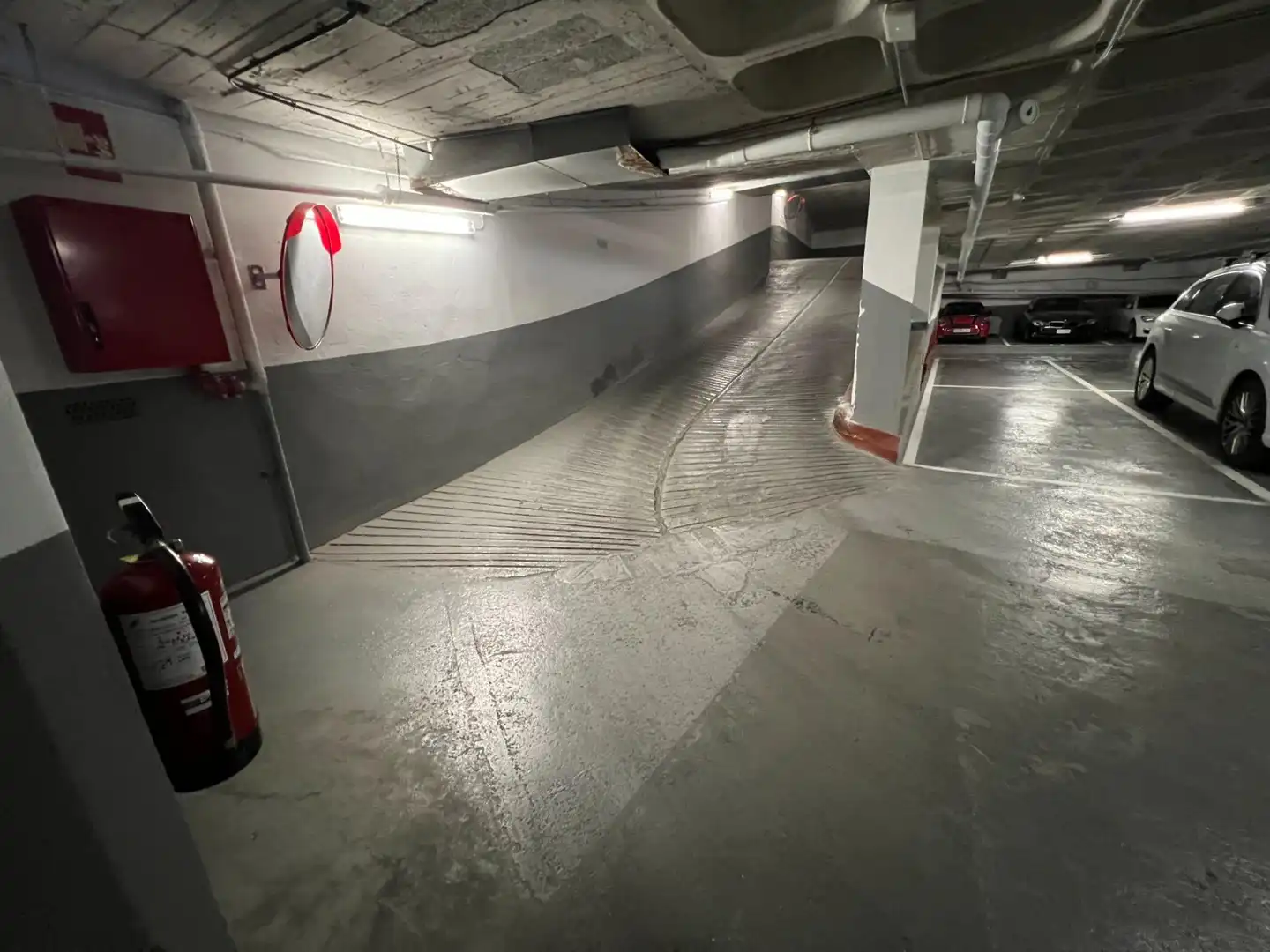 Garage for rent in Via Augusta, 232, Sant Gervasi- Galvany