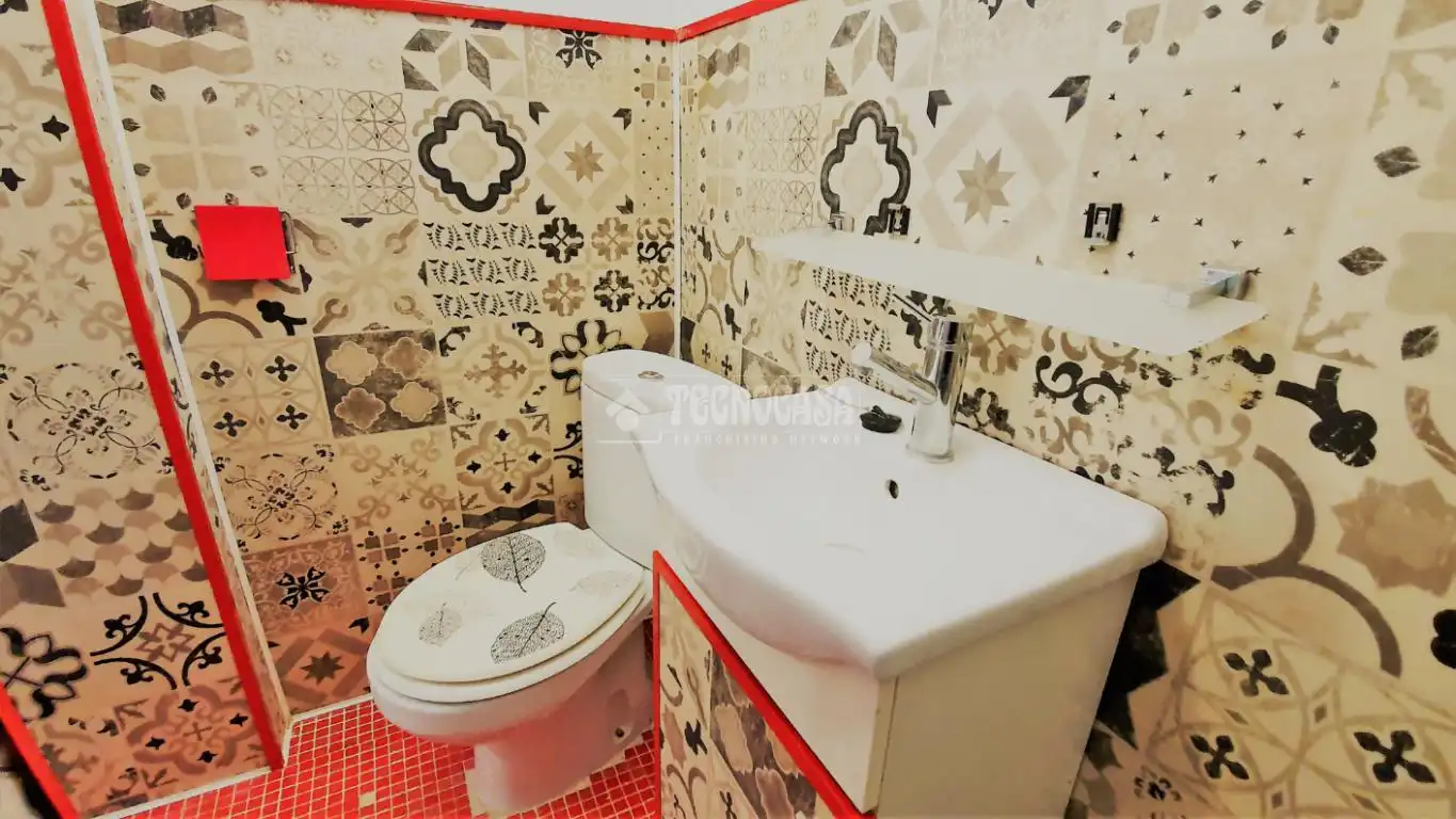 Badezimmer von Gebäude zum Verkauf in Zaragoza